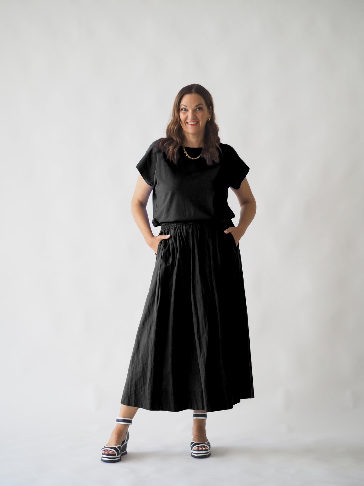 The Full Skirt - BLACK EDIT